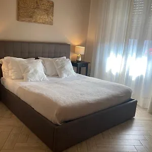** Frühstückspension Oriental Palace Italien