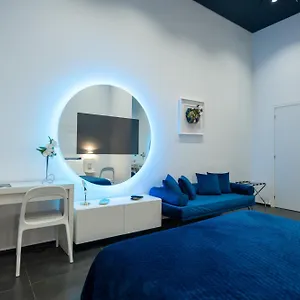 ** Frühstückspension Skyhouse Chiatamone Italien